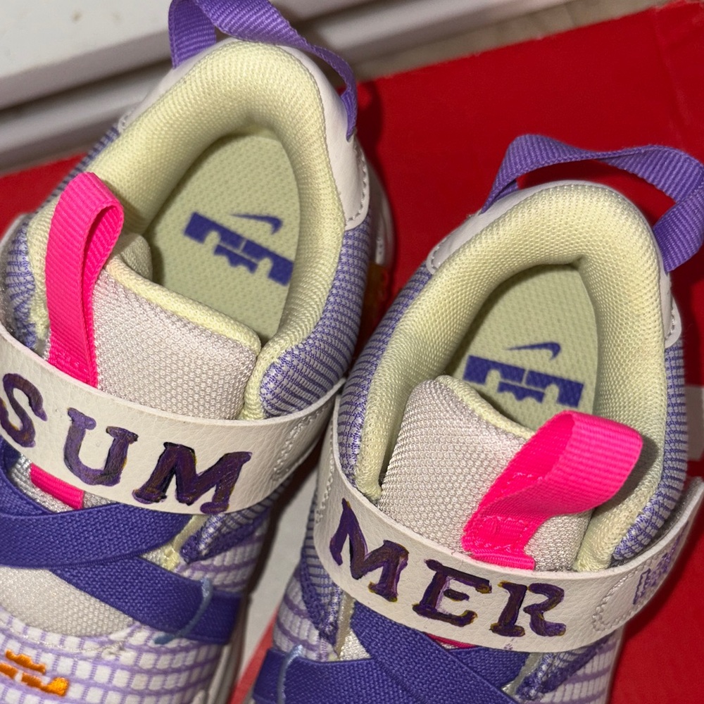LeBron’s Witness 7 Kids Nike - Picture 5 of 8